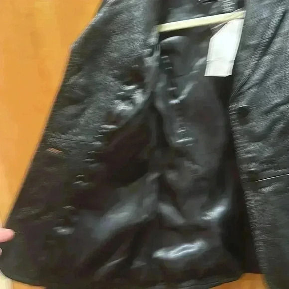 Leather jacket. Size 0 - Picture 5 of 8